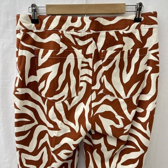 SPANX On-the-Go Ankle Slim Straight Pant Pull On Clay Zebra Stripe Brown Women L - Picture 6 of 16